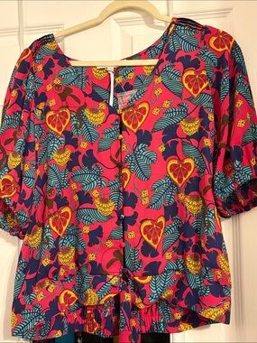 Rose & Olive Vibrant Pink Tropical Button-Front Blouse Size Large NWT